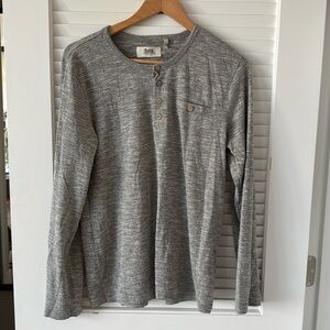 Long sleeve shirt - Men’s Large